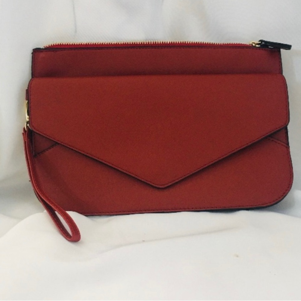 3/$25 NWOT New Under One Sky Women's Red Faux Leather Envelope Wristlet Clutch